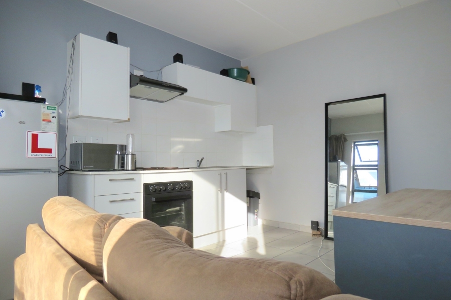 To Let 2 Bedroom Property for Rent in Parklands Western Cape